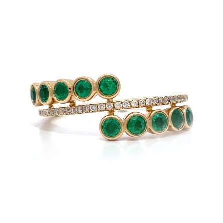 /home/earthtreasures/catalog.shopearthtreasures.com/imagedumplarge/EARTH_J4-00930.jpg 18K Yellow Gold Emerald Bezel Set and Shared Pr...