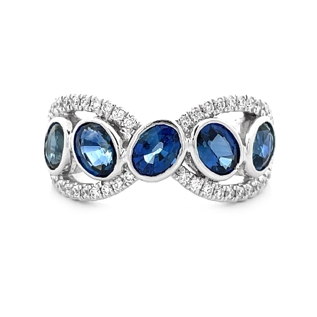 18K White Gold Pinched Oval Bezel Fashion Ring ...
