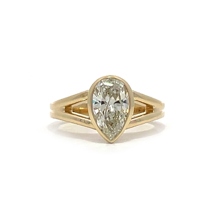 14K Yellow Gold Estate Bezel Set Split Shank En...