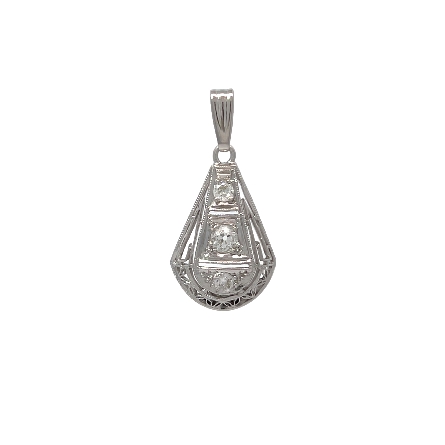 /home/earthtreasures/catalog.shopearthtreasures.com/imagedumplarge/EARTH_U3-303113.jpg Platinum and 14K White Gold Bail Estate Milgrai...