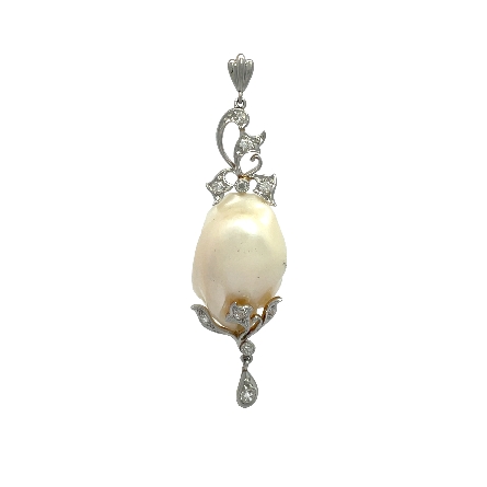 /home/earthtreasures/catalog.shopearthtreasures.com/imagedumplarge/EARTH_U4-20500.jpg Platinum and 14K Yellow Gold Estate Cultured Bl...