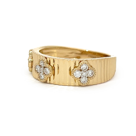 14K Yellow Gold Textured Wide Clover Station Band w/Diams=.31ctw VS-SI G-H Size6.5 #PR2853D