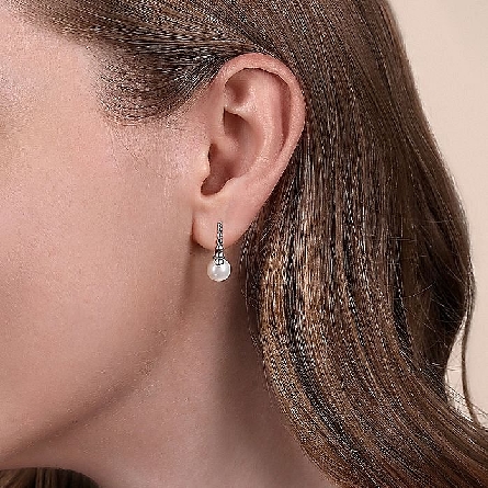 Sterling Silver Gabriel Bujukan Cultured Fresh Water Pearl 15mm Huggie Hoop Earrings #EG14995SVJPB (S2307328)