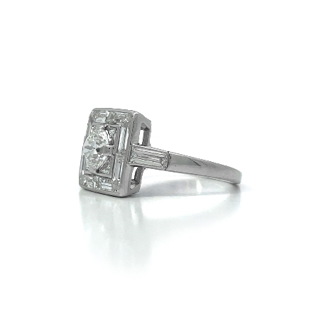 Platinum Estate Sqaure Top Engagement Ring w/1 Round Diam=.47apx; 2Baguette Diams=.28apx; 4 Trillion Diams=.12apx and Cailbre Baguette Diams=.44apx VS H-J Size4.25 2.7dwt