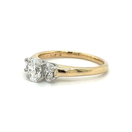 14K Yellow Gold and Platinum Estate 3Stone Ring w/1Oval Diam=.67apx SI H-I and 2Diams=.41apx SI H-I Size7.75 2.8dwt