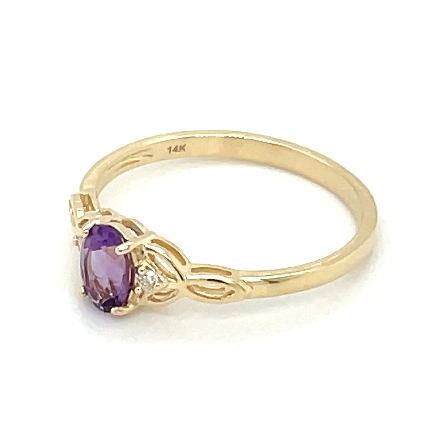 14K Yellow Gold Oval Fashion Ring w/Amethyst=.48ct and 2Diams=.03ctw SI H-I Size 6.5 #16286AM