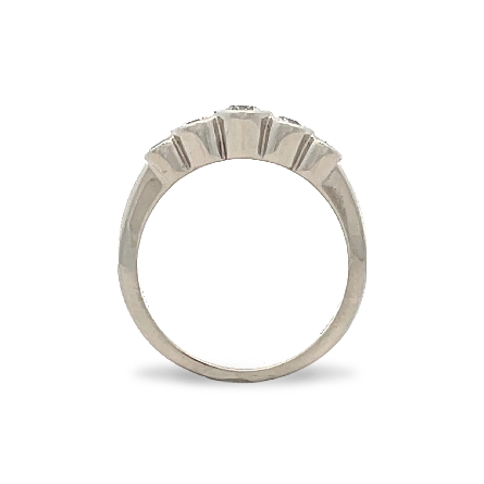14K White Gold Estate Graduated Bezel Set Band w/5Diams=.50apx SI1-SI2 H-I Size6.75 2.4dwt 