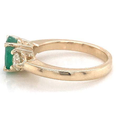 14K Yellow Gold Estate Three Stone Ring w/Oval Emerald=1.27ct and 2Diams=.53ctw SI2-I1 J-K Size 6.5