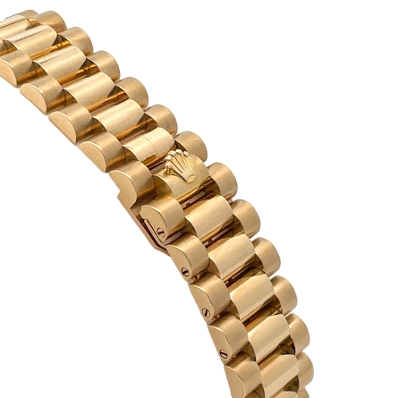 18K Yellow Gold Estate Rolex Oyster Perpetual Day-Date White Dial and Gold Roman Numeral Markers Watch Year2000 Serial#P658194 w/Box and Papers